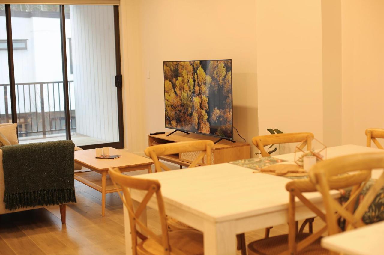 Cozy And Comfortable, Sunny Three-Storey Building Auckland Zewnętrze zdjęcie