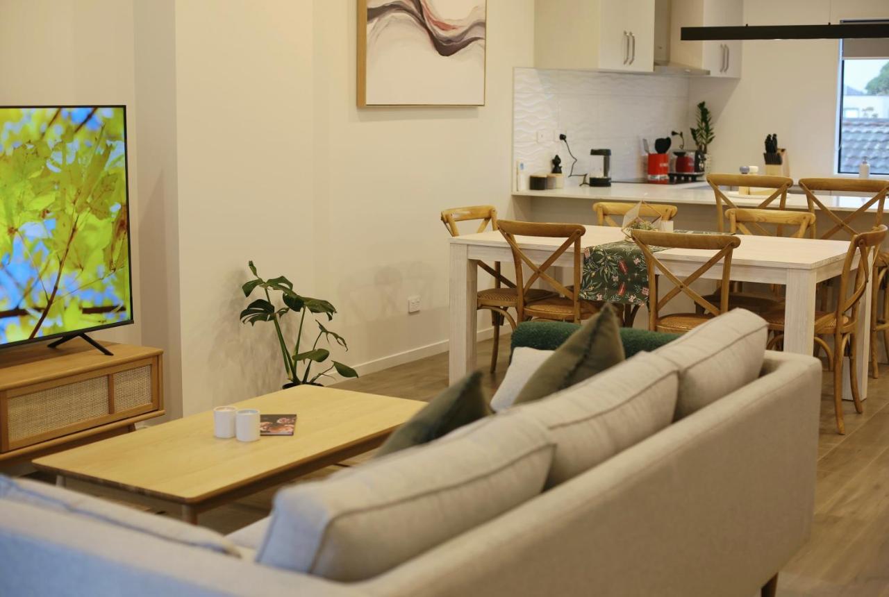 Cozy And Comfortable, Sunny Three-Storey Building Auckland Zewnętrze zdjęcie