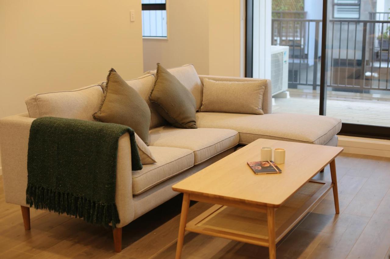 Cozy And Comfortable, Sunny Three-Storey Building Auckland Zewnętrze zdjęcie